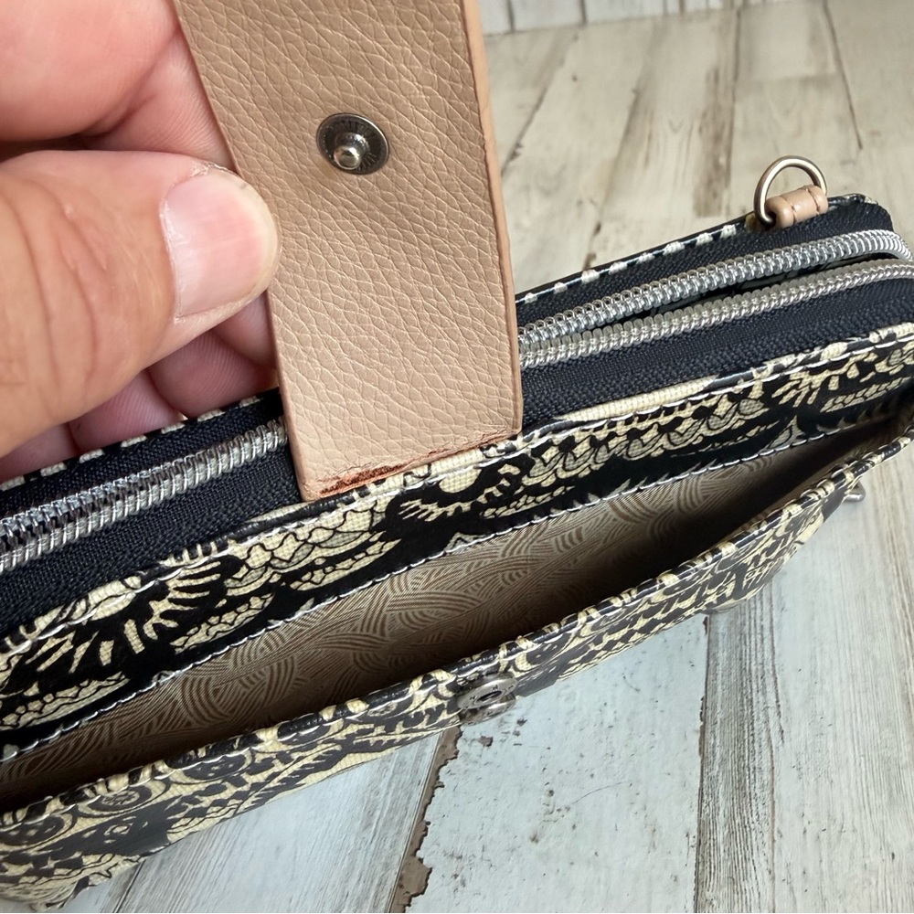 Sak Roots Wallet - Picture 9 of 12